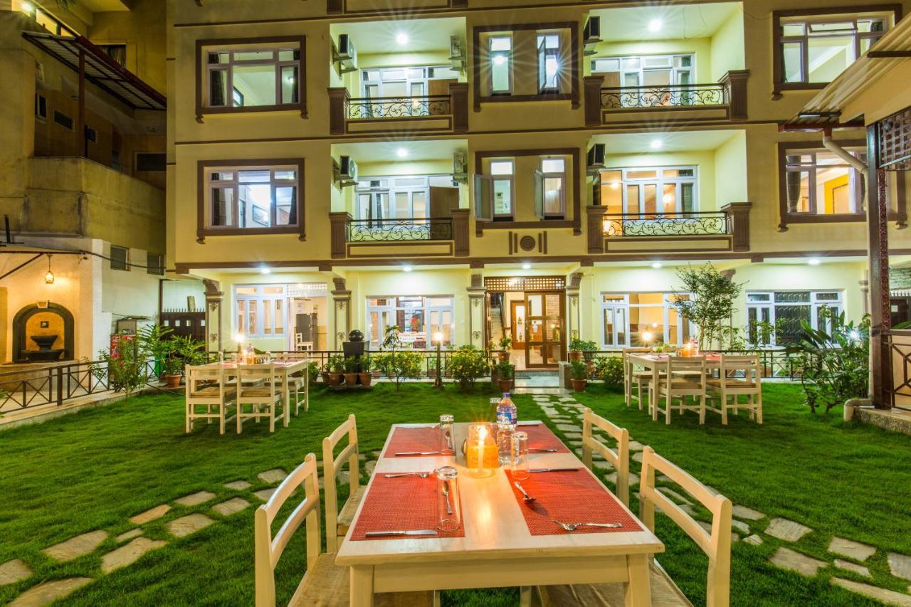 Hotel Acme Inn Kathmandu Exterior foto